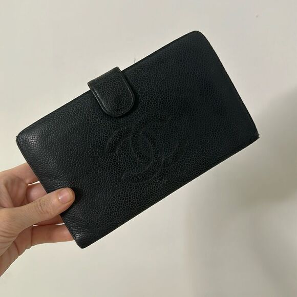 Vintage Chanel CC Cavier Wallet As Is - Picture 2 of 13